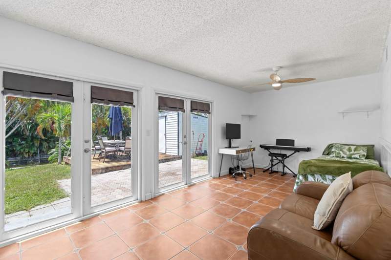 3 bedroom Single Family Residence at 1054 Old Boynton Road, Venetian Park, Boynton Beach — photo 5