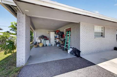 3408 E Avenue H, Riviera Beach FL - photo 13 of 26
