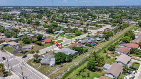 3408 E Avenue H, Riviera Beach FL - photo 21 of 26