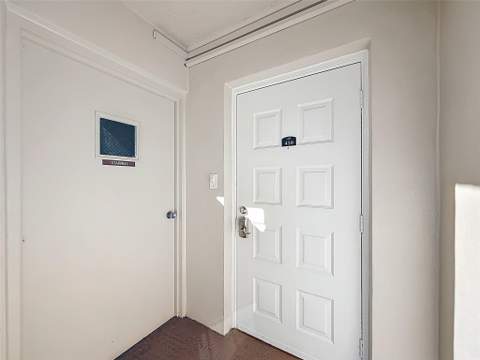 545 Oaks Lane #410, Pompano Beach FL - photo 7 of 86