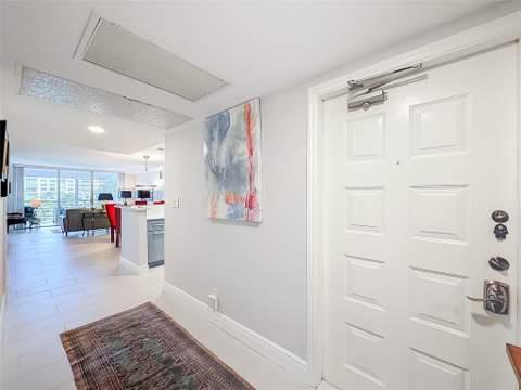 545 Oaks Lane #410, Pompano Beach FL - photo 8 of 86