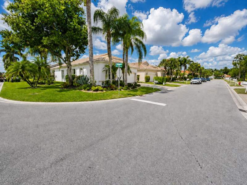 3 bedroom Single Family Residence at 5168 Clover Creek Drive, Cascade Lakes, Boynton Beach — photo 4