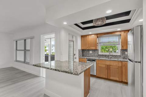 651 Pine Drive #204, Pompano Beach FL - photo 12 of 39