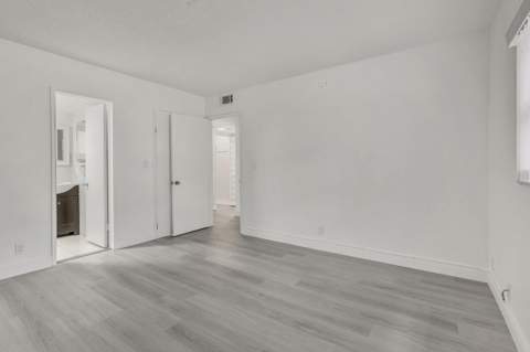 651 Pine Drive #204, Pompano Beach FL - photo 16 of 39