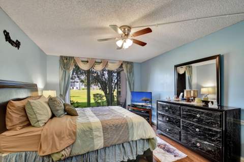 4702 Fountains Drive #105, Lake Worth FL - photo 17 of 36