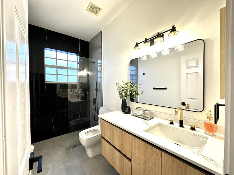 3 bedroom Single Family Residence at 15850 NW 11th Street, Towngate, Pembroke Pines — photo 2