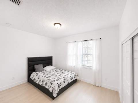 15850 NW 11th Street, Pembroke Pines FL - photo 14 of 15