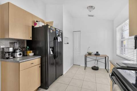 5088 Northern Lights Drive, Greenacres FL - photo 14 of 50