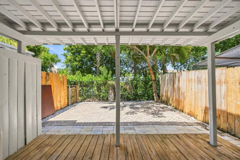 2 bedroom Townhouse at 4161 NW 9th Avenue #5, Crystal Lakes 1st Sec, Deerfield Beach — photo 3