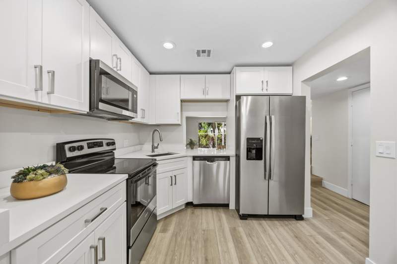 2 bedroom Townhouse at 4161 NW 9th Avenue #5, Crystal Lakes 1st Sec, Deerfield Beach — photo 4