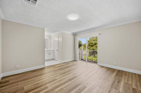 4161 NW 9th Avenue #5, Deerfield Beach FL - photo 18 of 21
