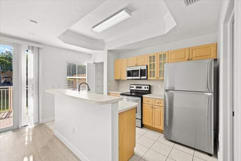 4962 Leeward Lane #3807, Fort Lauderdale FL - photo 10 of 36