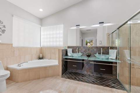 1081 Bel Aire Drive, Pembroke Pines FL - photo 13 of 29