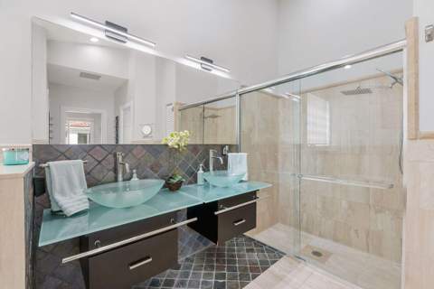 1081 Bel Aire Drive, Pembroke Pines FL - photo 14 of 29