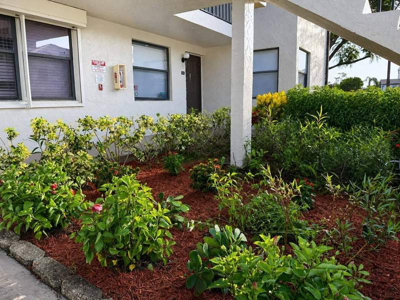 2 bedroom Condominium at 7650 Tahiti Lane #105, Lucerne Pointe One,Two,Three Four,Seven,Eight,Nine, Lake Worth — photo 2