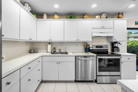 16 Westgate Lane #16C, Boynton Beach FL - photo 11 of 47