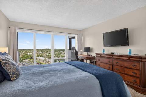801 S Federal Highway #1103, Pompano Beach FL - photo 20 of 48