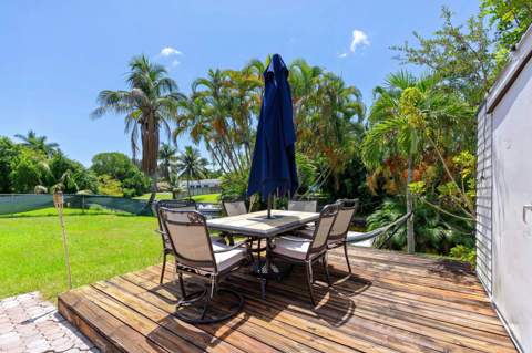 1054 Old Boynton Road, Boynton Beach FL - photo 18 of 35