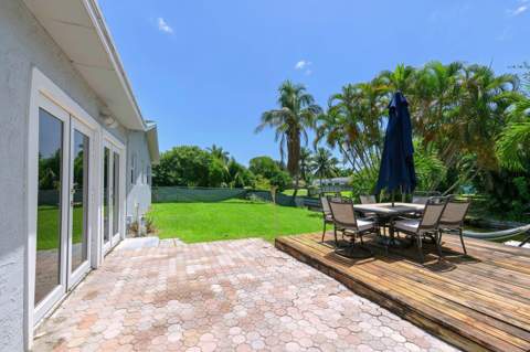 1054 Old Boynton Road, Boynton Beach FL - photo 19 of 35
