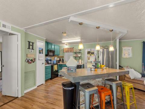 385 NE Jade Circle, Jensen Beach FL - photo 16 of 46