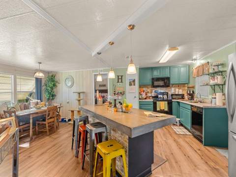 385 NE Jade Circle, Jensen Beach FL - photo 20 of 46