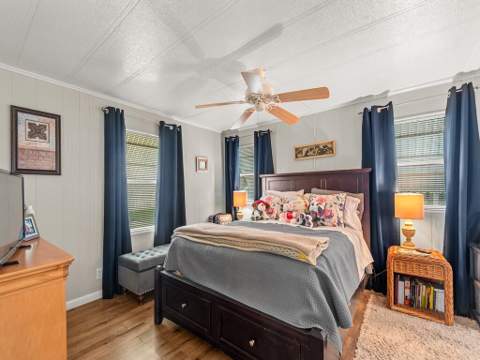 385 NE Jade Circle, Jensen Beach FL - photo 22 of 46