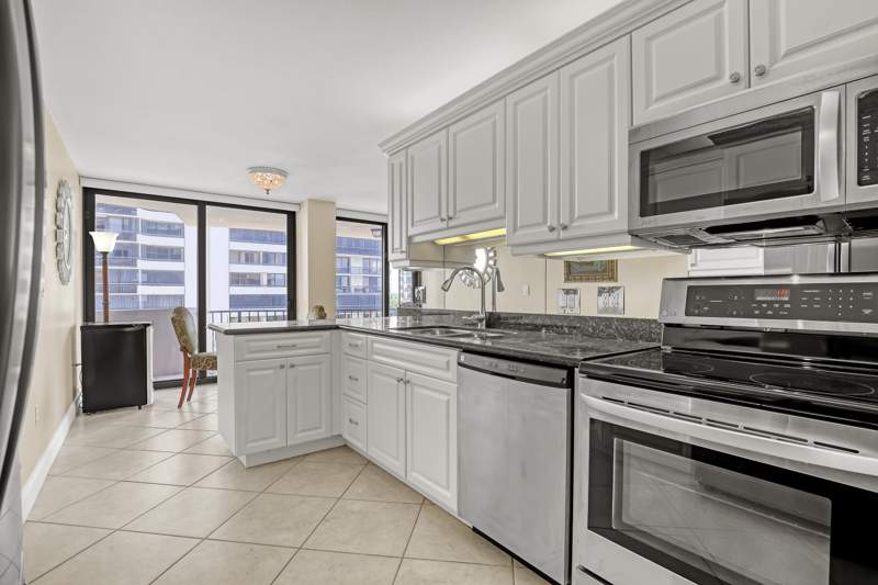 2 bedroom Condominium at 4200 N Ocean Drive #2-403, Cote D Azur Condo, Singer Island — photo 5
