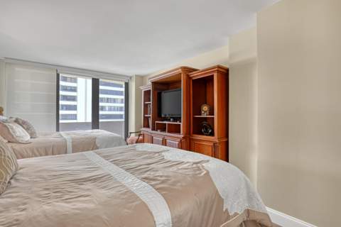 4200 N Ocean Drive #2-403, Singer Island FL - photo 16 of 34