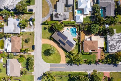 310 Orange Way, West Palm Beach FL - photo 7 of 8