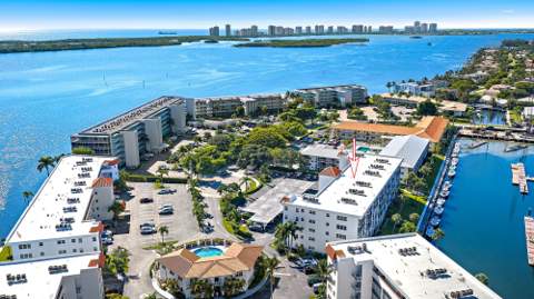 29 Yacht Club Drive #Unit 405, North Palm Beach FL - photo 15 of 20
