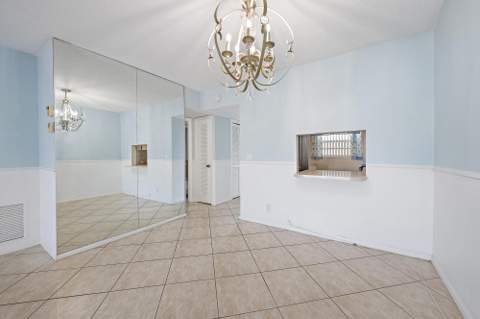 29 Yacht Club Drive #Unit 405, North Palm Beach FL - photo 9 of 20