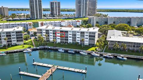 29 Yacht Club Drive #Unit 405, North Palm Beach FL - photo 14 of 20