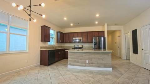 7871 NW Greenbank Circle, Port St. Lucie FL - photo 16 of 44