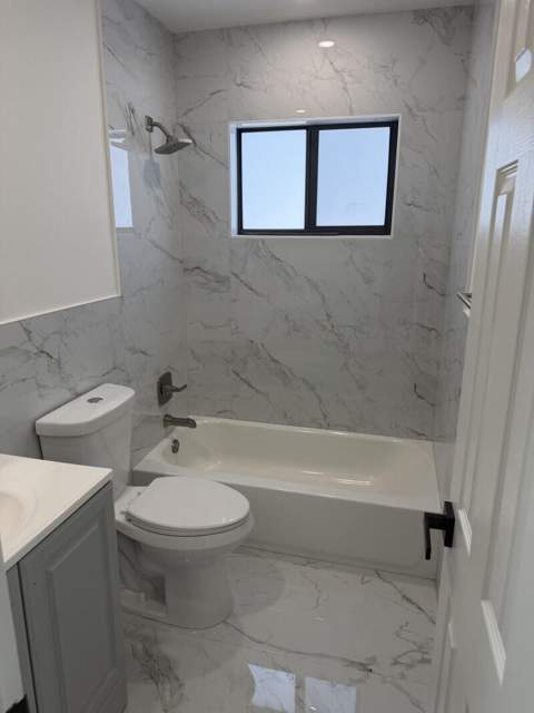 80 NE 48th Street, Oakland Park FL - photo 7 of 21