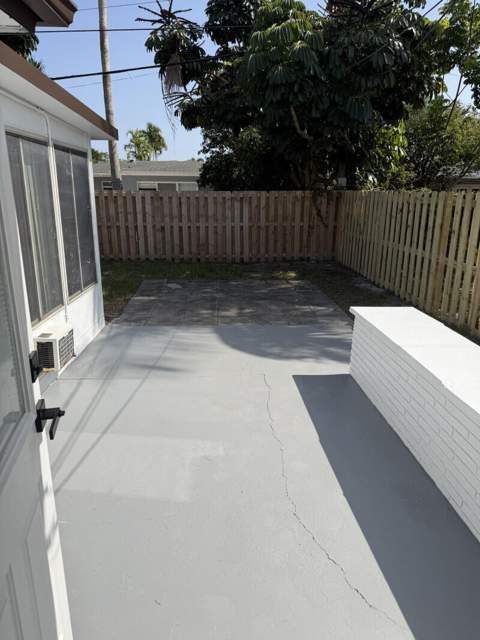 80 NE 48th Street, Oakland Park FL - photo 17 of 21