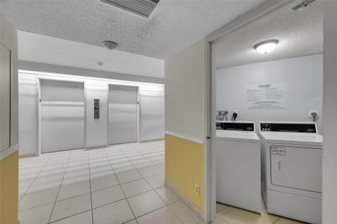 1200 Hibiscus Avenue #Ph3, Pompano Beach FL - photo 24 of 70
