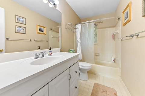 7123 NW 42nd Court, Coral Springs FL - photo 23 of 32