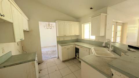 2501 Iroquois Avenue, Fort Pierce FL - photo 12 of 18