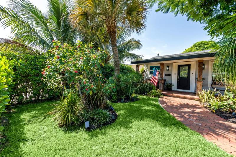 2 bedroom Single Family Residence at 507 Minnesota Street, Lantana, Lantana — photo 4