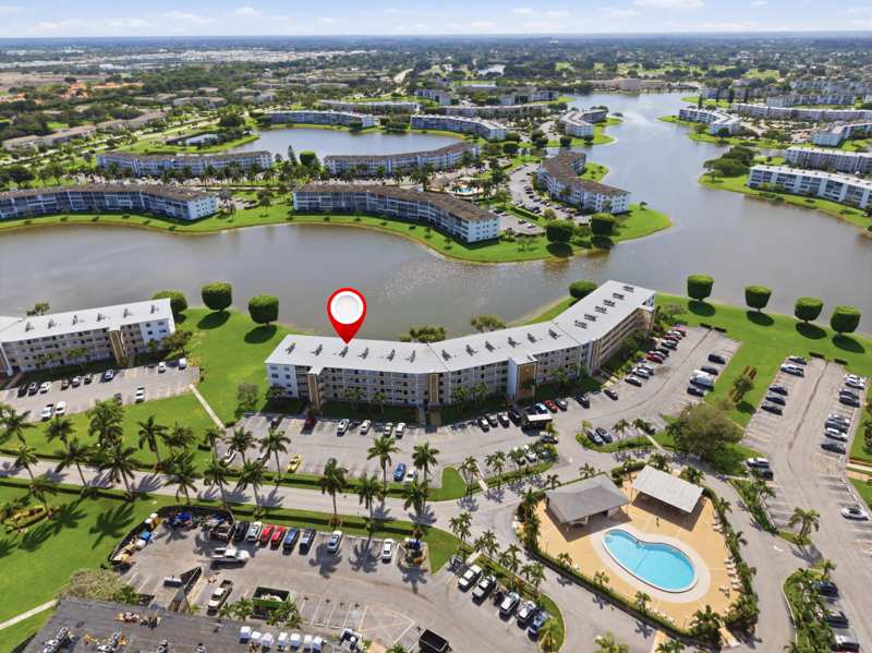 2 bedroom Condominium at 2069 Guildford D, Guildford At Century Village Condo, Boca Raton — photo 1