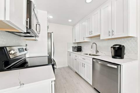 2069 Guildford D, Boca Raton FL - photo 7 of 17