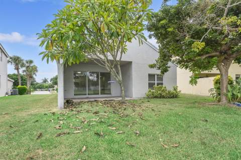 120 Hamilton Terrace, Royal Palm Beach FL - photo 10 of 37