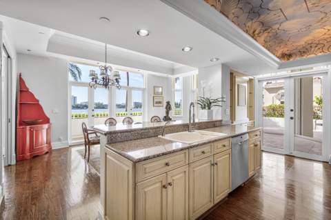 300 SE 5th Avenue #1030, Boca Raton FL - photo 7 of 39