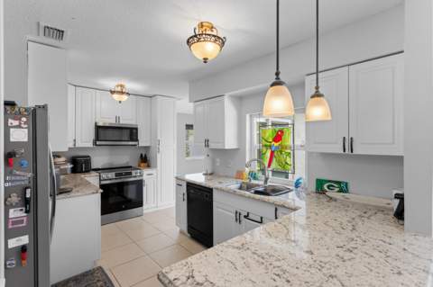 8621 NW 3rd Street, Pembroke Pines FL - photo 16 of 51