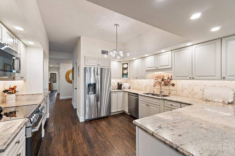 2 bedroom Condominium at 851 Saturn Street #Apt A, Jupiter Inlet Cove Condo, Jupiter — photo 5