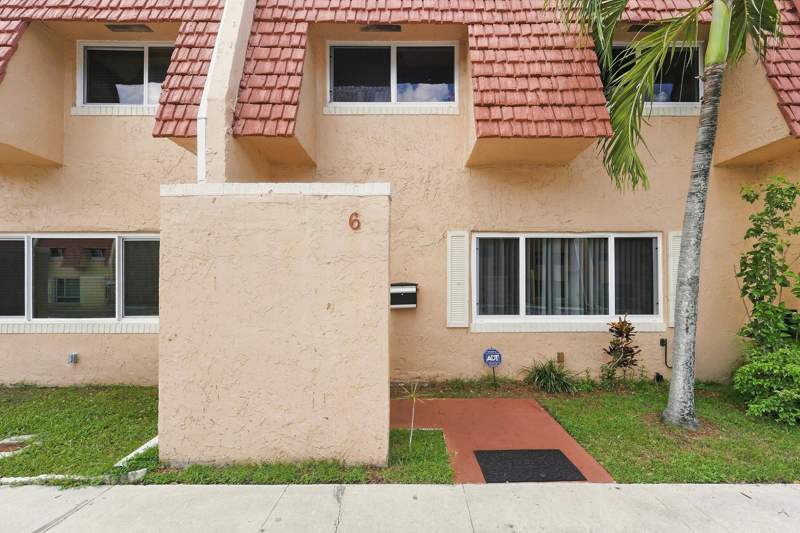 4 bedroom Condominium at 6 Spinning Wheel Lane, Shaker Village Phase 1, Tamarac — photo 3