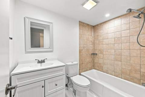 640 Tennis Club Drive #307, Fort Lauderdale FL - photo 11 of 14