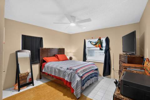 208 SW 2nd Place #1-2, Dania Beach FL - photo 14 of 20