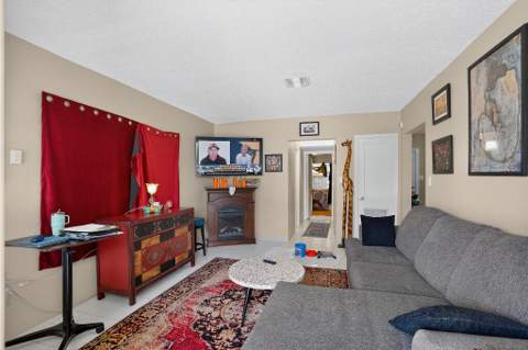 208 SW 2nd Place #1-2, Dania Beach FL - photo 10 of 20