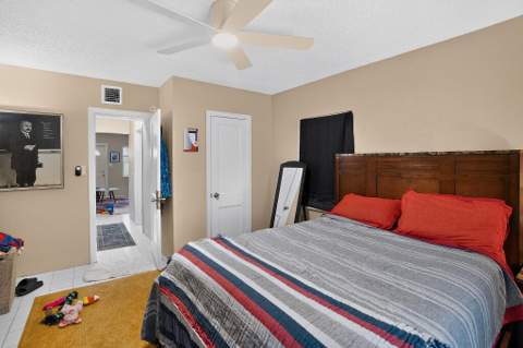 208 SW 2nd Place #1-2, Dania Beach FL - photo 15 of 20
